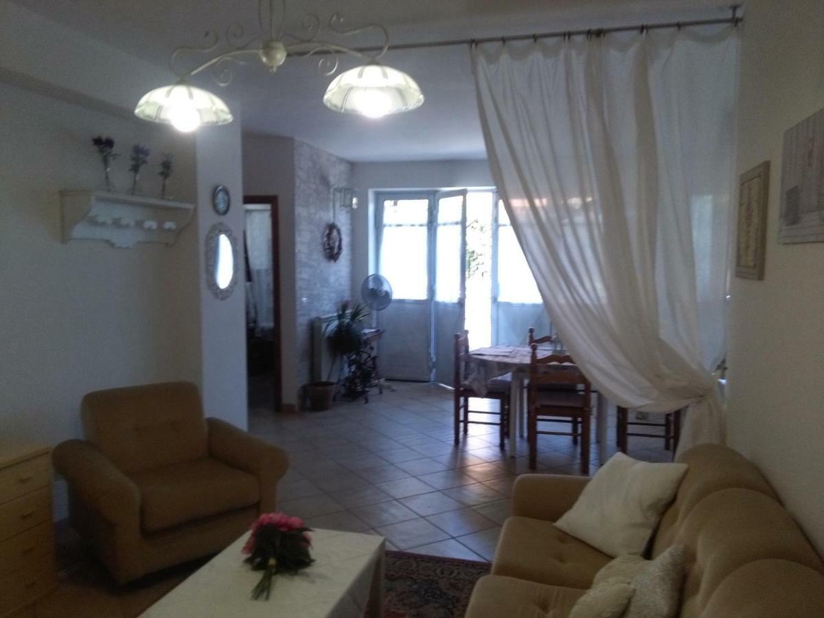 Ai Tre Archi Di Tagliaborse Villa Mascali Eksteriør bilde